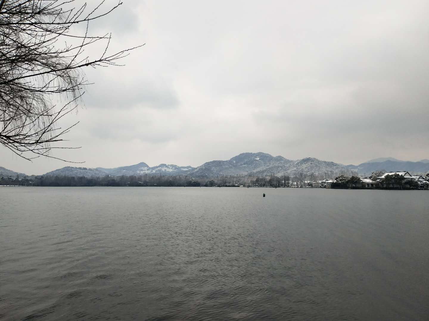 西子飘雪